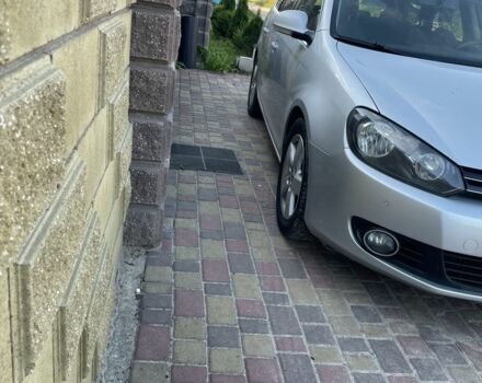 Серый Фольксваген Гольф, объемом двигателя 1.6 л и пробегом 335 тыс. км за 7800 $, фото 5 на Automoto.ua