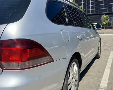 Серый Фольксваген Гольф, объемом двигателя 1.6 л и пробегом 205 тыс. км за 7700 $, фото 4 на Automoto.ua