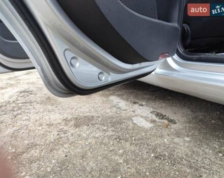 Серый Фольксваген Гольф, объемом двигателя 1.6 л и пробегом 259 тыс. км за 8000 $, фото 21 на Automoto.ua