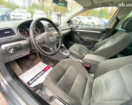 Серый Фольксваген Гольф, объемом двигателя 1.6 л и пробегом 249 тыс. км за 9240 $, фото 19 на Automoto.ua