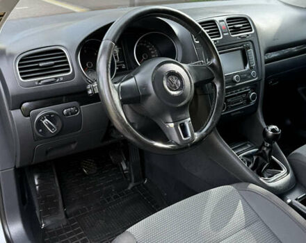 Сірий Фольксваген Гольф, об'ємом двигуна 1.6 л та пробігом 283 тис. км за 7650 $, фото 17 на Automoto.ua