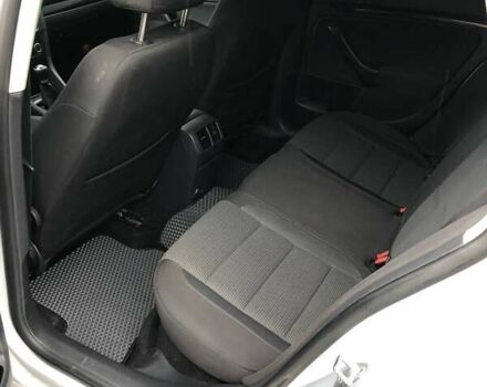 Серый Фольксваген Гольф, объемом двигателя 1.6 л и пробегом 313 тыс. км за 6600 $, фото 16 на Automoto.ua