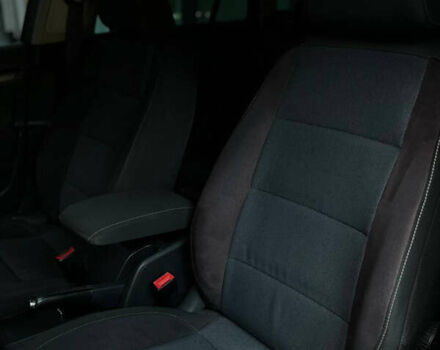 Серый Фольксваген Гольф, объемом двигателя 1.6 л и пробегом 318 тыс. км за 7700 $, фото 23 на Automoto.ua