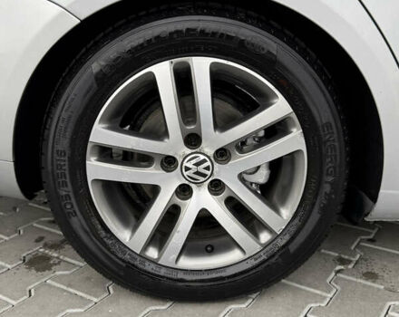 Серый Фольксваген Гольф, объемом двигателя 1.4 л и пробегом 196 тыс. км за 7800 $, фото 27 на Automoto.ua