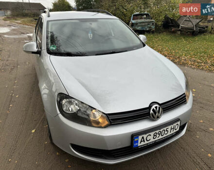 Серый Фольксваген Гольф, объемом двигателя 1.6 л и пробегом 396 тыс. км за 6300 $, фото 4 на Automoto.ua