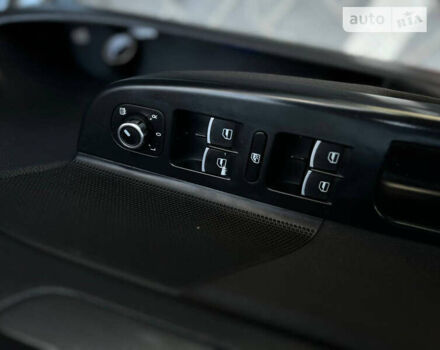 Серый Фольксваген Гольф, объемом двигателя 1.6 л и пробегом 318 тыс. км за 7700 $, фото 16 на Automoto.ua