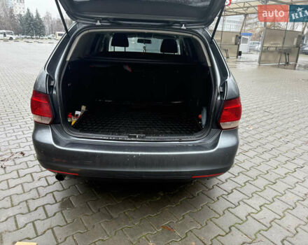 Серый Фольксваген Гольф, объемом двигателя 1.6 л и пробегом 272 тыс. км за 7500 $, фото 24 на Automoto.ua