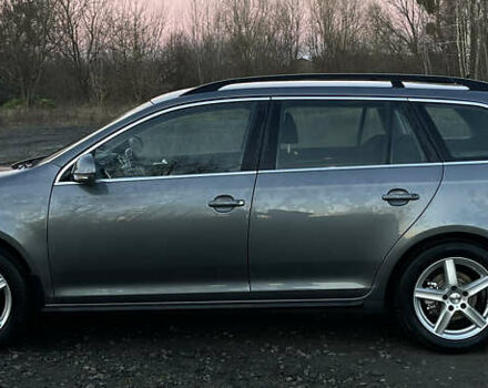 Сірий Фольксваген Гольф, об'ємом двигуна 1.6 л та пробігом 257 тис. км за 7400 $, фото 6 на Automoto.ua