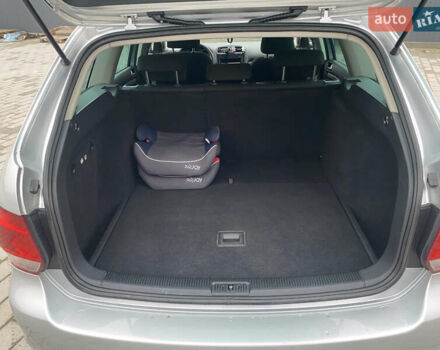 Серый Фольксваген Гольф, объемом двигателя 1.6 л и пробегом 293 тыс. км за 7750 $, фото 23 на Automoto.ua