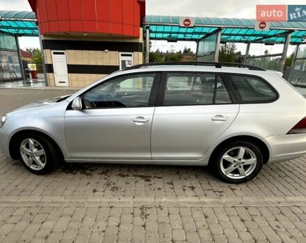 Сірий Фольксваген Гольф, об'ємом двигуна 1.6 л та пробігом 241 тис. км за 7600 $, фото 2 на Automoto.ua