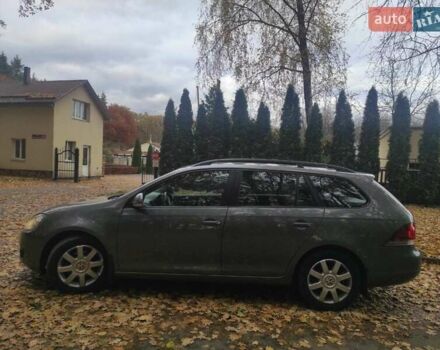 Серый Фольксваген Гольф, объемом двигателя 1.6 л и пробегом 300 тыс. км за 7499 $, фото 6 на Automoto.ua