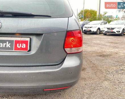 Сірий Фольксваген Гольф, об'ємом двигуна 1.6 л та пробігом 249 тис. км за 9240 $, фото 15 на Automoto.ua