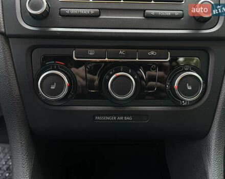 Серый Фольксваген Гольф, объемом двигателя 1.6 л и пробегом 256 тыс. км за 7950 $, фото 18 на Automoto.ua