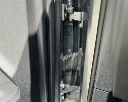 Сірий Фольксваген Гольф, об'ємом двигуна 1.6 л та пробігом 307 тис. км за 8700 $, фото 27 на Automoto.ua