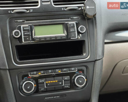 Серый Фольксваген Гольф, объемом двигателя 1.39 л и пробегом 251 тыс. км за 6800 $, фото 23 на Automoto.ua