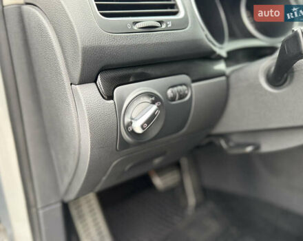 Сірий Фольксваген Гольф, об'ємом двигуна 1.97 л та пробігом 300 тис. км за 8200 $, фото 20 на Automoto.ua