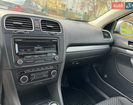 Сірий Фольксваген Гольф, об'ємом двигуна 1.6 л та пробігом 225 тис. км за 8350 $, фото 67 на Automoto.ua