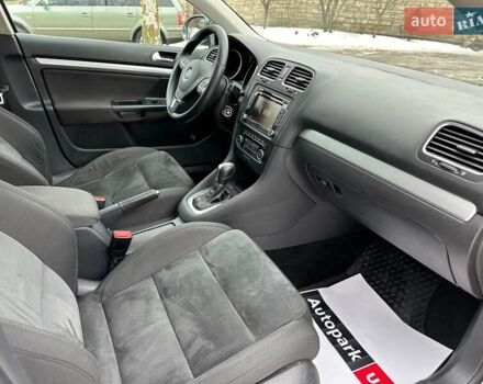 Серый Фольксваген Гольф, объемом двигателя 1.6 л и пробегом 249 тыс. км за 7940 $, фото 19 на Automoto.ua