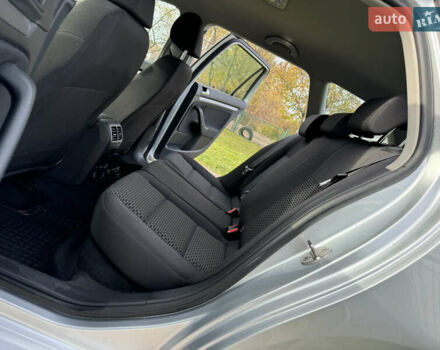 Сірий Фольксваген Гольф, об'ємом двигуна 1.6 л та пробігом 225 тис. км за 8350 $, фото 40 на Automoto.ua