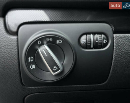 Серый Фольксваген Гольф, объемом двигателя 1.6 л и пробегом 248 тыс. км за 8099 $, фото 41 на Automoto.ua