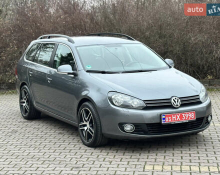 Серый Фольксваген Гольф, объемом двигателя 1.6 л и пробегом 248 тыс. км за 8099 $, фото 4 на Automoto.ua