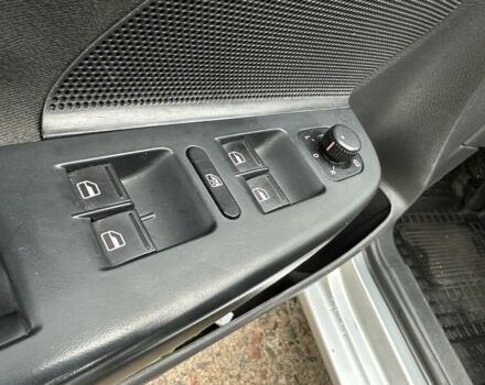 Серый Фольксваген Гольф, объемом двигателя 2.5 л и пробегом 250 тыс. км за 6700 $, фото 22 на Automoto.ua