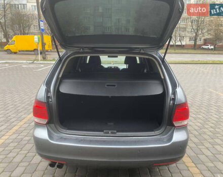 Серый Фольксваген Гольф, объемом двигателя 1.39 л и пробегом 243 тыс. км за 7799 $, фото 27 на Automoto.ua