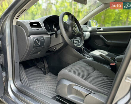 Сірий Фольксваген Гольф, об'ємом двигуна 1.6 л та пробігом 307 тис. км за 8700 $, фото 30 на Automoto.ua