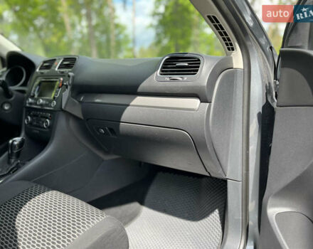 Сірий Фольксваген Гольф, об'ємом двигуна 1.6 л та пробігом 307 тис. км за 8700 $, фото 47 на Automoto.ua