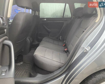 Серый Фольксваген Гольф, объемом двигателя 1.39 л и пробегом 243 тыс. км за 7799 $, фото 30 на Automoto.ua