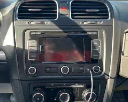 Серый Фольксваген Гольф, объемом двигателя 1.6 л и пробегом 255 тыс. км за 7500 $, фото 11 на Automoto.ua