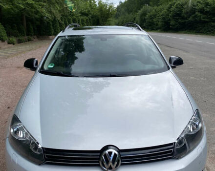 Серый Фольксваген Гольф, объемом двигателя 1.6 л и пробегом 242 тыс. км за 7800 $, фото 2 на Automoto.ua