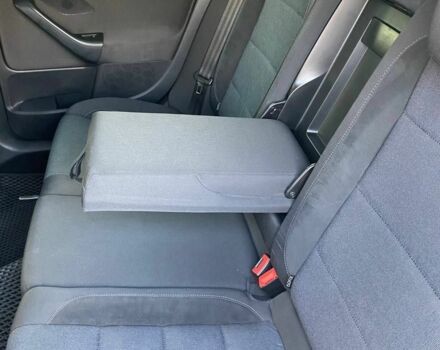 Серый Фольксваген Гольф, объемом двигателя 2 л и пробегом 246 тыс. км за 9500 $, фото 4 на Automoto.ua