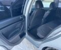 Сірий Фольксваген Гольф, об'ємом двигуна 2 л та пробігом 205 тис. км за 8800 $, фото 6 на Automoto.ua