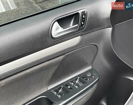 Сірий Фольксваген Гольф, об'ємом двигуна 1.4 л та пробігом 267 тис. км за 6390 $, фото 15 на Automoto.ua