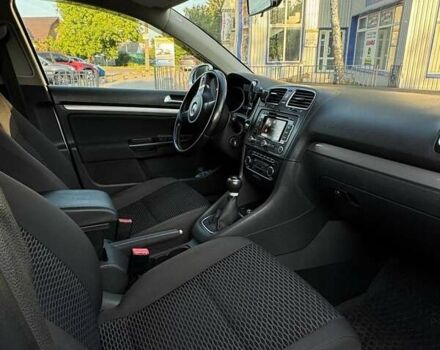 Серый Фольксваген Гольф, объемом двигателя 1.6 л и пробегом 327 тыс. км за 7699 $, фото 17 на Automoto.ua