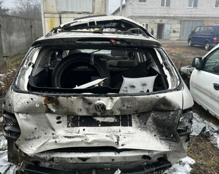 Серый Фольксваген Гольф, объемом двигателя 1.6 л и пробегом 180 тыс. км за 3000 $, фото 4 на Automoto.ua