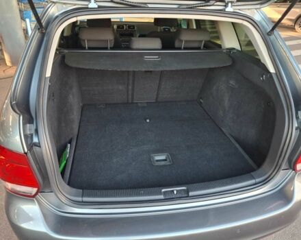 Серый Фольксваген Гольф, объемом двигателя 1.6 л и пробегом 273 тыс. км за 7500 $, фото 16 на Automoto.ua