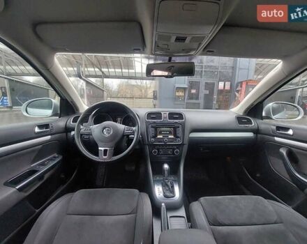 Серый Фольксваген Гольф, объемом двигателя 1.6 л и пробегом 267 тыс. км за 9400 $, фото 4 на Automoto.ua