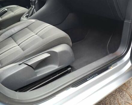 Серый Фольксваген Гольф, объемом двигателя 1.6 л и пробегом 225 тыс. км за 7900 $, фото 3 на Automoto.ua