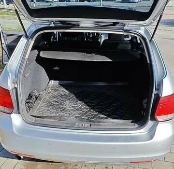 Сірий Фольксваген Гольф, об'ємом двигуна 1.6 л та пробігом 274 тис. км за 7800 $, фото 16 на Automoto.ua