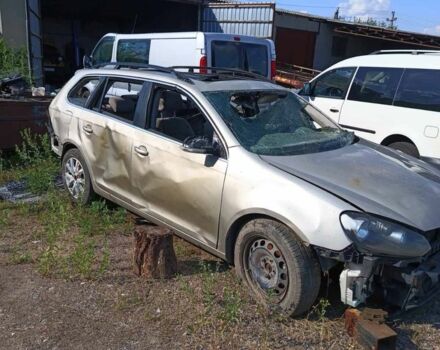 Серый Фольксваген Гольф, объемом двигателя 1.6 л и пробегом 180 тыс. км за 3000 $, фото 9 на Automoto.ua