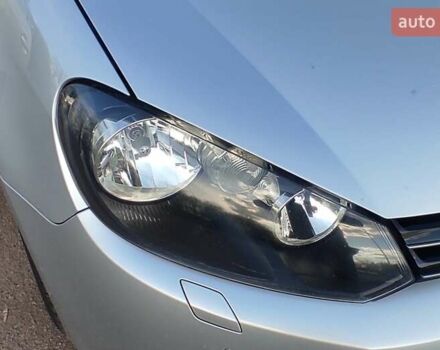 Серый Фольксваген Гольф, объемом двигателя 1.6 л и пробегом 257 тыс. км за 8000 $, фото 16 на Automoto.ua