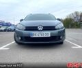 Серый Фольксваген Гольф, объемом двигателя 1.6 л и пробегом 235 тыс. км за 8300 $, фото 6 на Automoto.ua