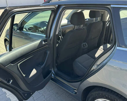 Серый Фольксваген Гольф, объемом двигателя 1.6 л и пробегом 234 тыс. км за 9500 $, фото 8 на Automoto.ua