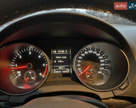 Серый Фольксваген Гольф, объемом двигателя 1.6 л и пробегом 240 тыс. км за 8350 $, фото 26 на Automoto.ua