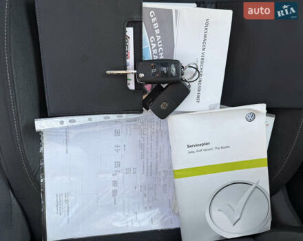 Серый Фольксваген Гольф, объемом двигателя 1.6 л и пробегом 270 тыс. км за 8500 $, фото 20 на Automoto.ua
