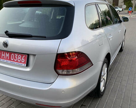 Серый Фольксваген Гольф, объемом двигателя 1.6 л и пробегом 198 тыс. км за 8200 $, фото 5 на Automoto.ua