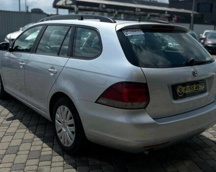 Серый Фольксваген Гольф, объемом двигателя 1.6 л и пробегом 333 тыс. км за 7500 $, фото 4 на Automoto.ua