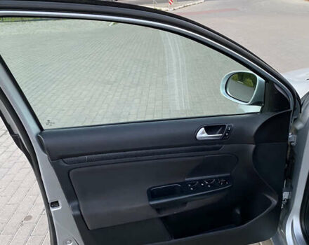 Серый Фольксваген Гольф, объемом двигателя 1.6 л и пробегом 198 тыс. км за 8200 $, фото 26 на Automoto.ua